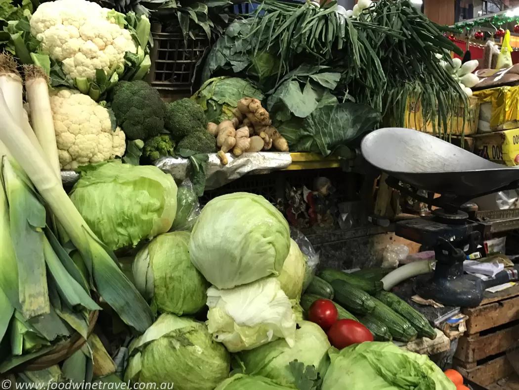 Für Feinschmecker: Liste der Aktivitäten im San Juan Market: Verkostung von Speisen