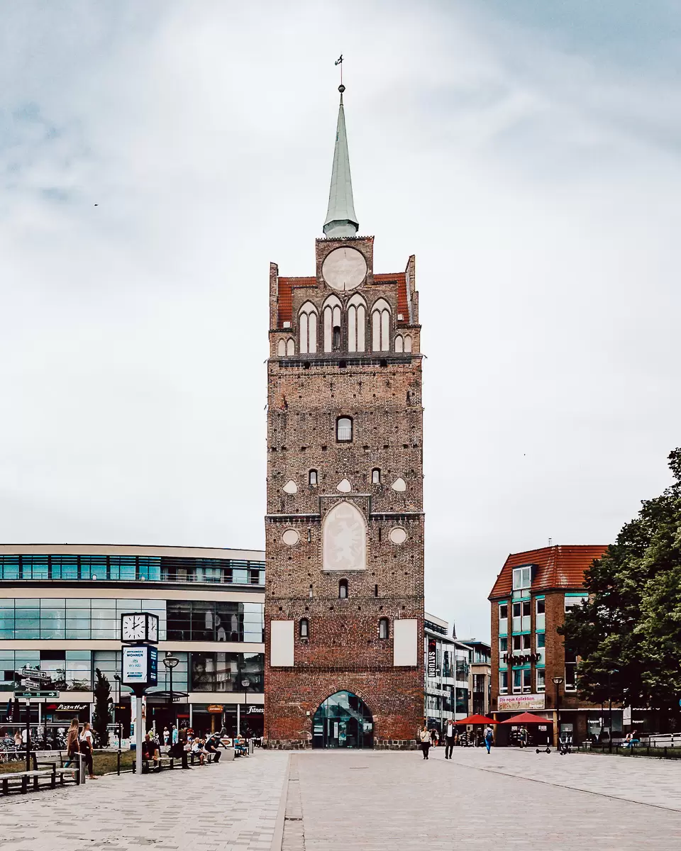 El diseño arquitectónico y la estética de las casas de colores en Rostock