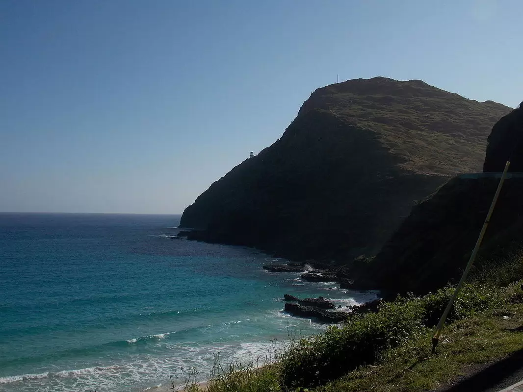 Makapu'u Lighthouse: Viaggio Misterioso nelle Profondità dell'Oceano