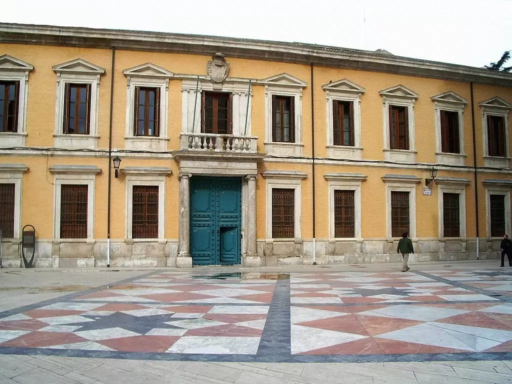 Musée Alma Mater : Un voyage dans les profondeurs de l'histoire de l'art à Saragosse