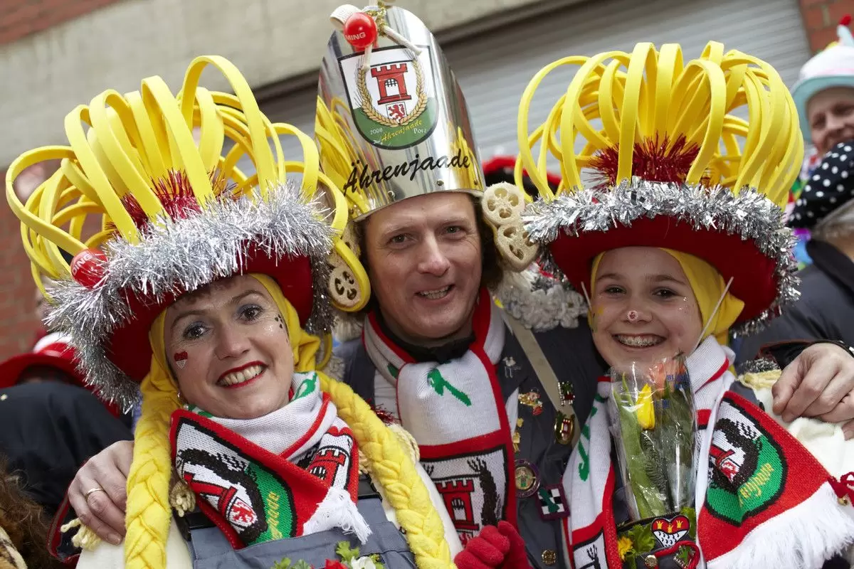 Köln'deki Festivaller: Ren Nehri Karnavalı, Noel Pazarı ve Daha Fazlası